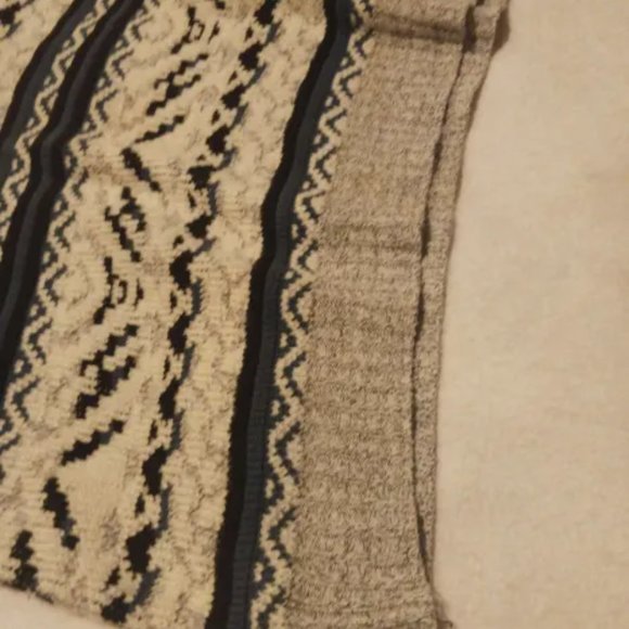 Mens Sweater - Picture 6 of 6